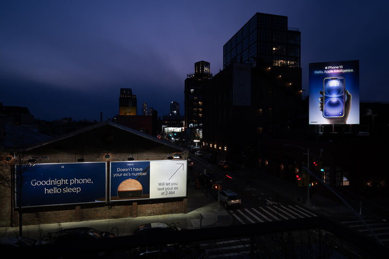 What truly set the Hatch Sleep Billboard campaign apart was its placement strategy. By situating billboards next to competitor or high-noise advertising environments, Hatch turned contrast into a creative device.