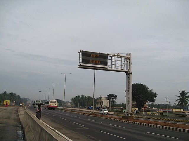 Highway Advertising in Maharashtra: Best Spots on NH-48, NH-66 & NH-61 (2025 Guide)