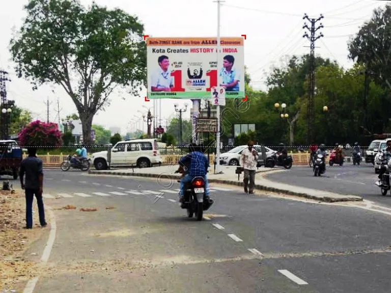 Unipole Advertising in Kota: Strategic Outdoor Media for Highway-Driven Visibility