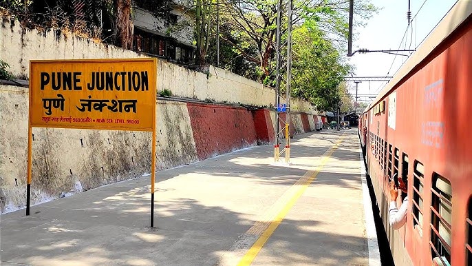 Pune station ads, Pune railway branding, Transit ads Pune, Pune Junction visibility, Commuter targeting Pune