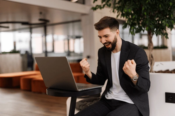 A Beginner’s Guide to Real-Time Bidding (RTB) and How It Works
