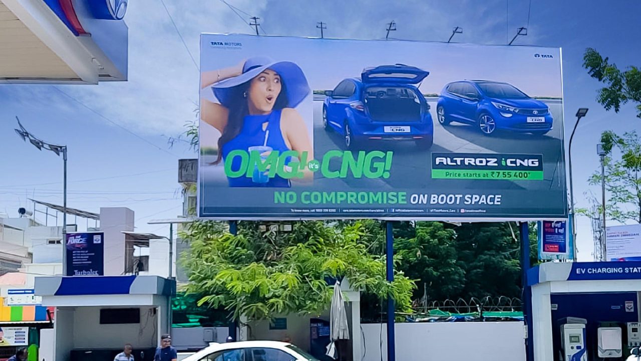 Petrol pump advertising