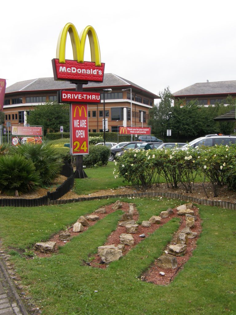 Global quick-service giant McDonald’s brought energy and color to Heathrow Airport with a bold transit media campaign that targeted travelers on the move.