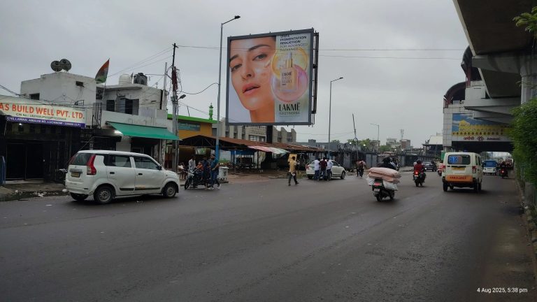 Lakmé Perfect Radiance outdoor advertising campaign shines bright across Lucknow streets.