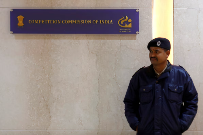 How government media tenders are issued and awarded in India through transparent bidding, technical evaluation, and financial selection.