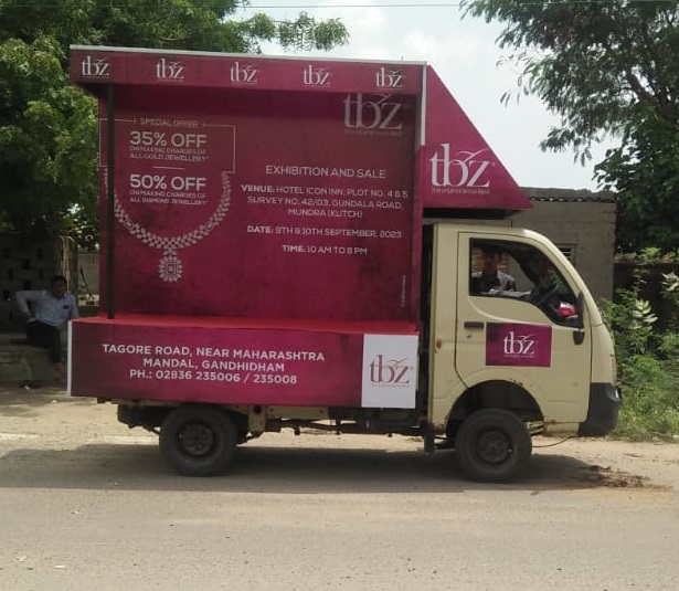 Fleet Branding Campaigns: Turning Commercial Vehicles into Always-On Advertisements